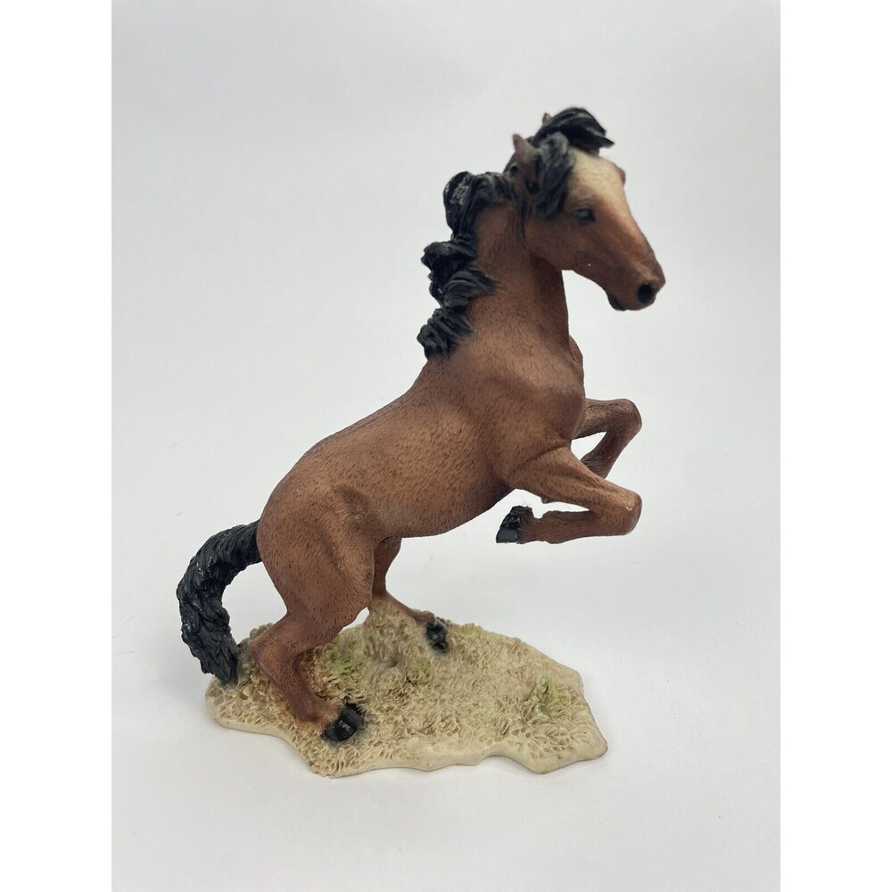 Castagna Horse Mustang Figurine Retired Horse Brown Made in Italy 7.5 Inches